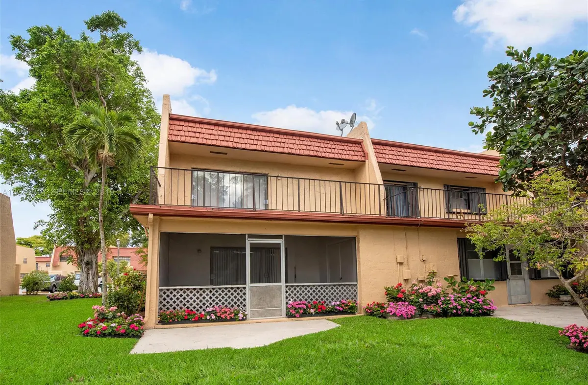 0b73bdf3-568b-4207-b56b-0b9c4d518332 at 58 ANN LEE Lane, Tamarac
