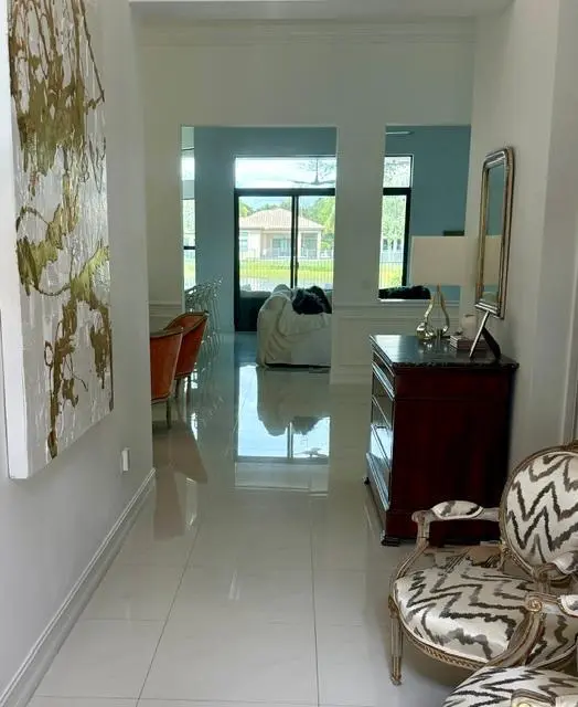 russell entry way at 8931 Little Falls Way, Delray Beach