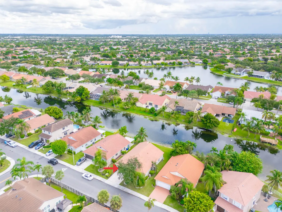 Photo-8a at 775 NW 165th Avenue, Pembroke Pines