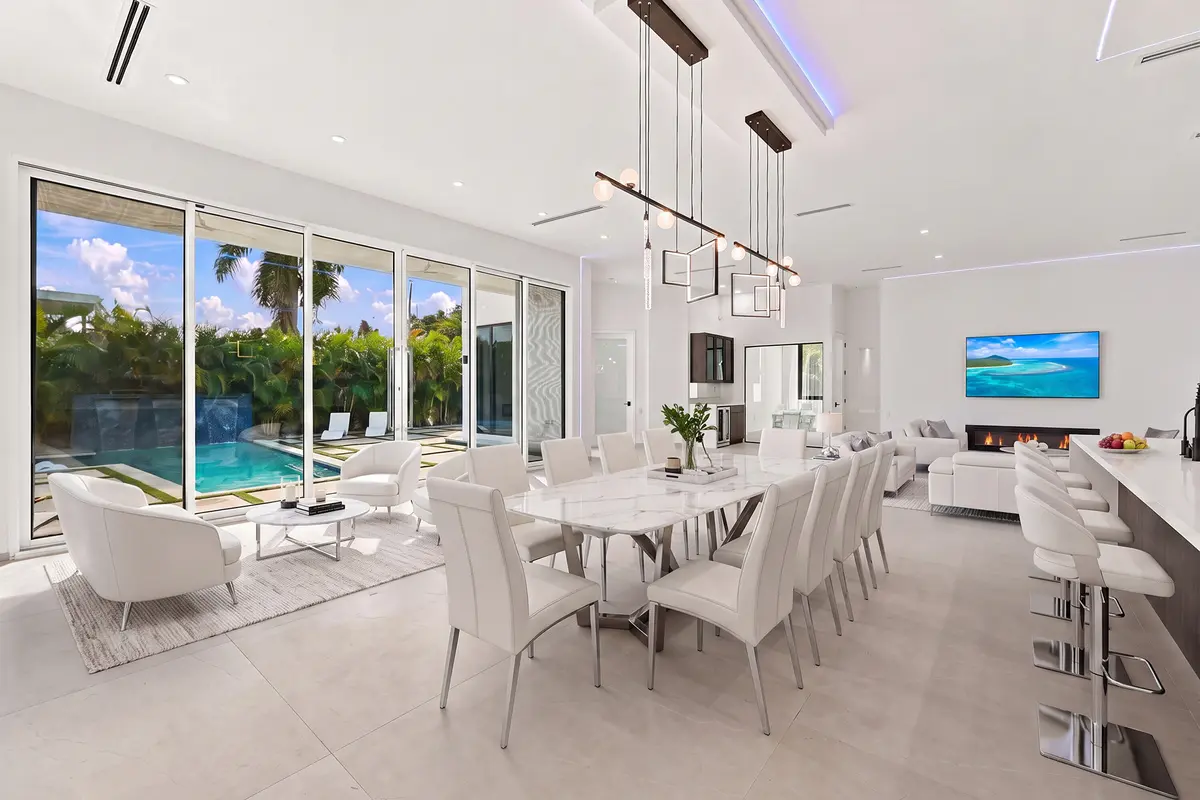 Dinning area at 1629 NE 1ST Avenue, Fort Lauderdale