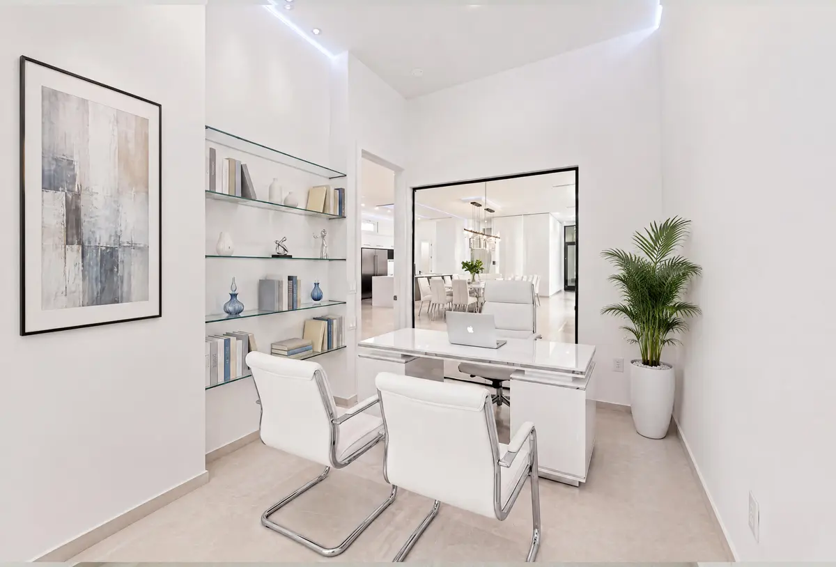 Offiice at 1629 NE 1ST Avenue, Fort Lauderdale