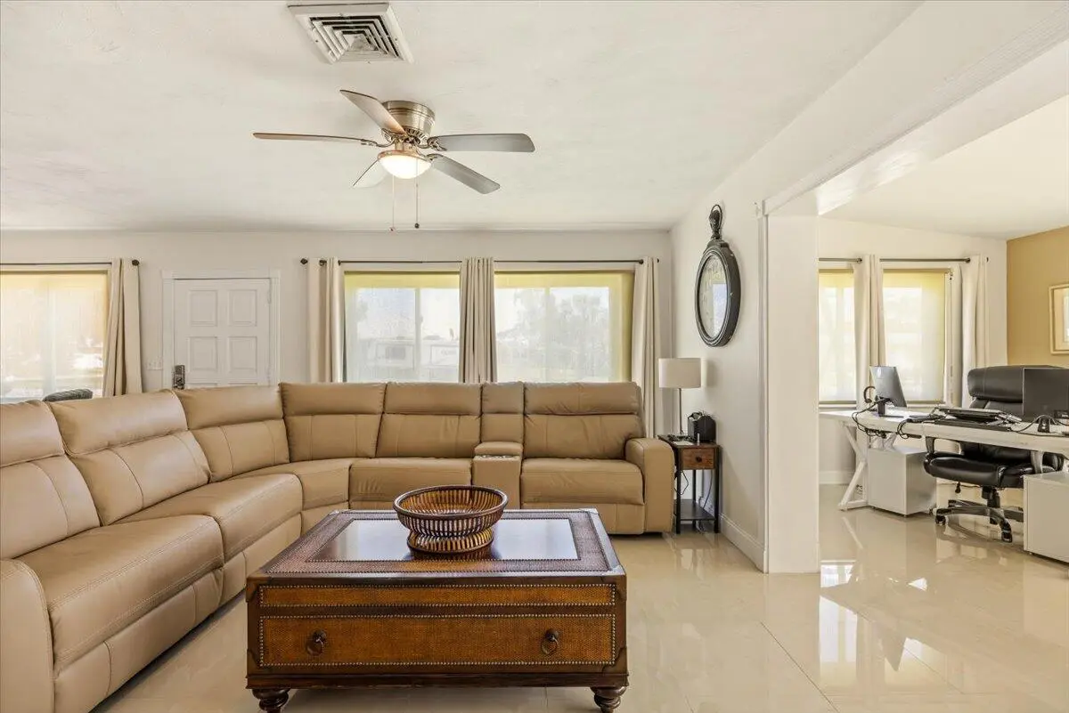 16-0B2A1521 at 6005 Lantana Drive, Fort Pierce