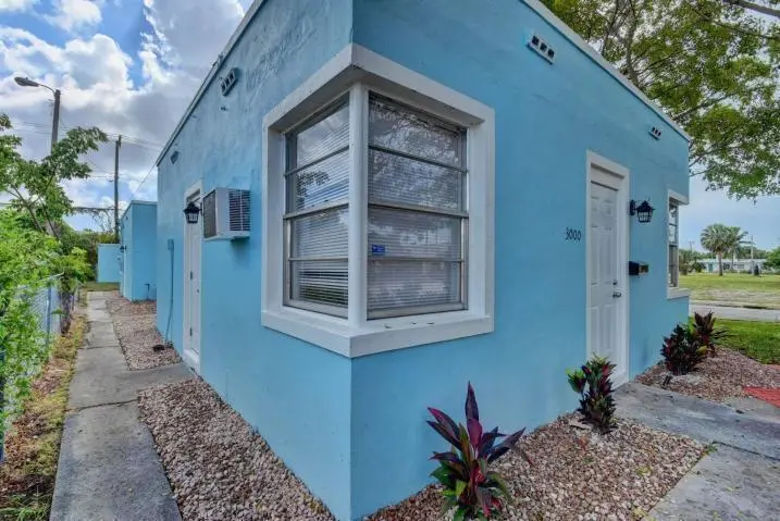 20230615235315714613000000-o at 3000 Broadway, West Palm Beach