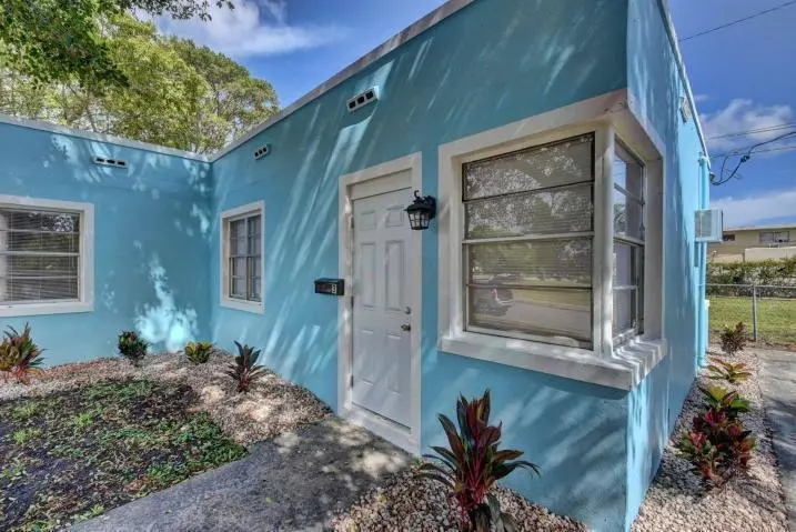 20230615235411650012000000-o at 3000 Broadway, West Palm Beach