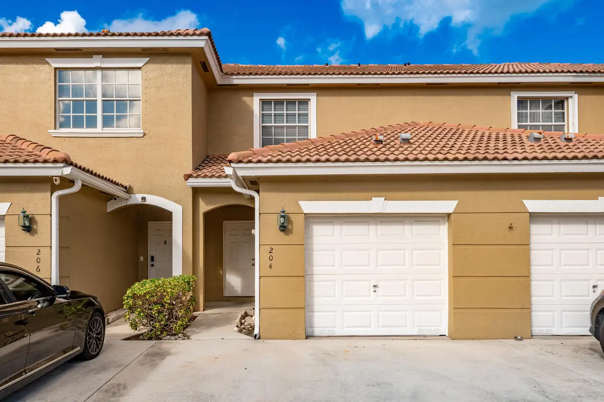 0-2 at 204 SW 120TH Avenue 204, Pembroke Pines