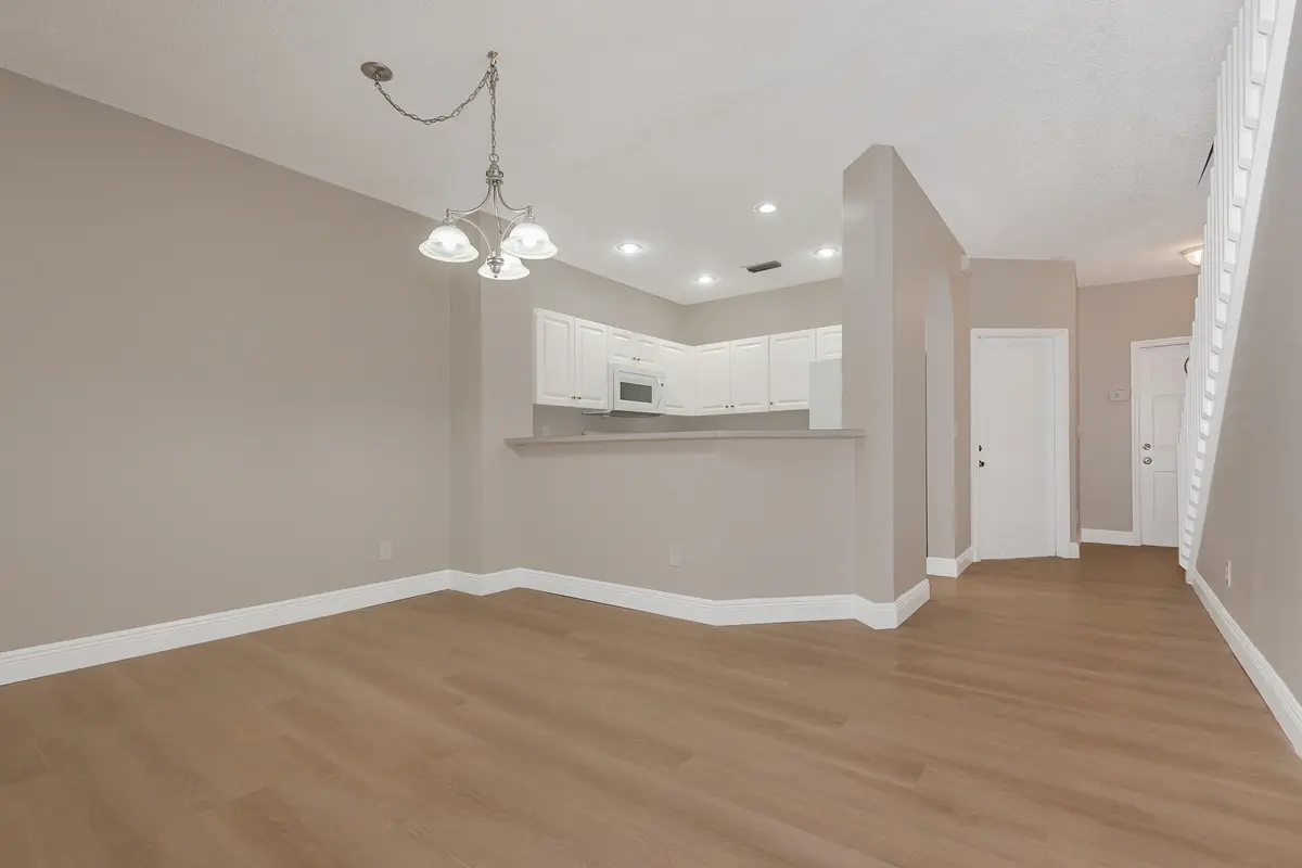 0-7 at 204 SW 120TH Avenue 204, Pembroke Pines