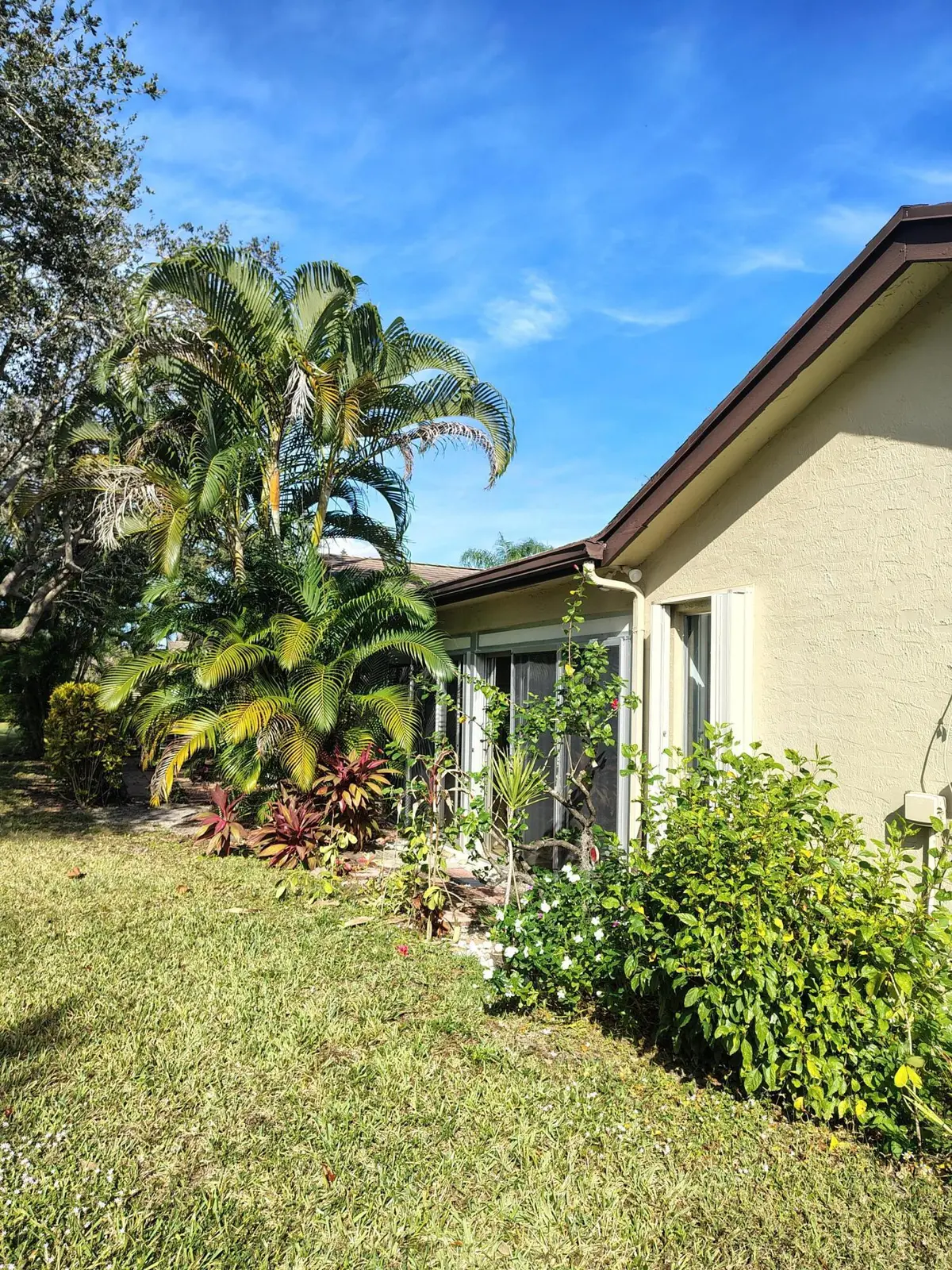 125 RAMBLEWOOD Circle, Royal Palm Beach, FL – photo 2