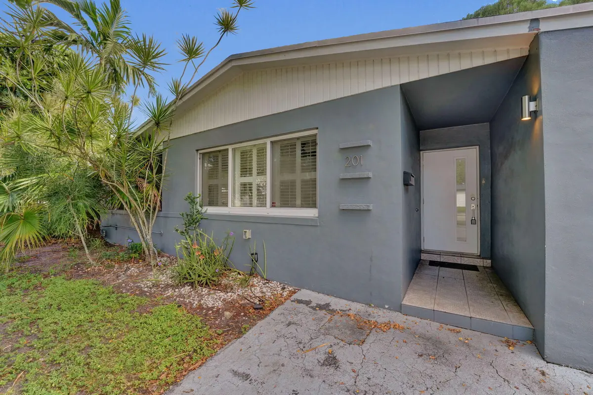 6-web-or-mls-DSC03038 at 201 N 68TH Way, Hollywood