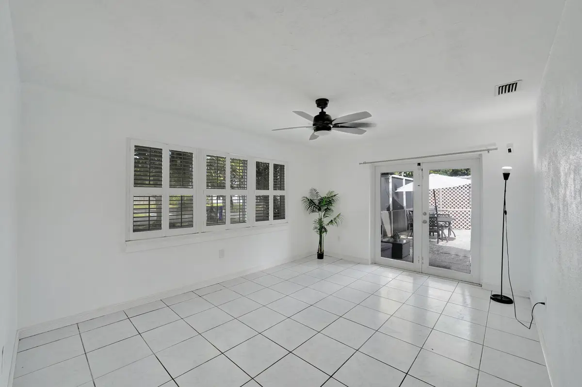7-web-or-mls-DSC03041 at 201 N 68TH Way, Hollywood