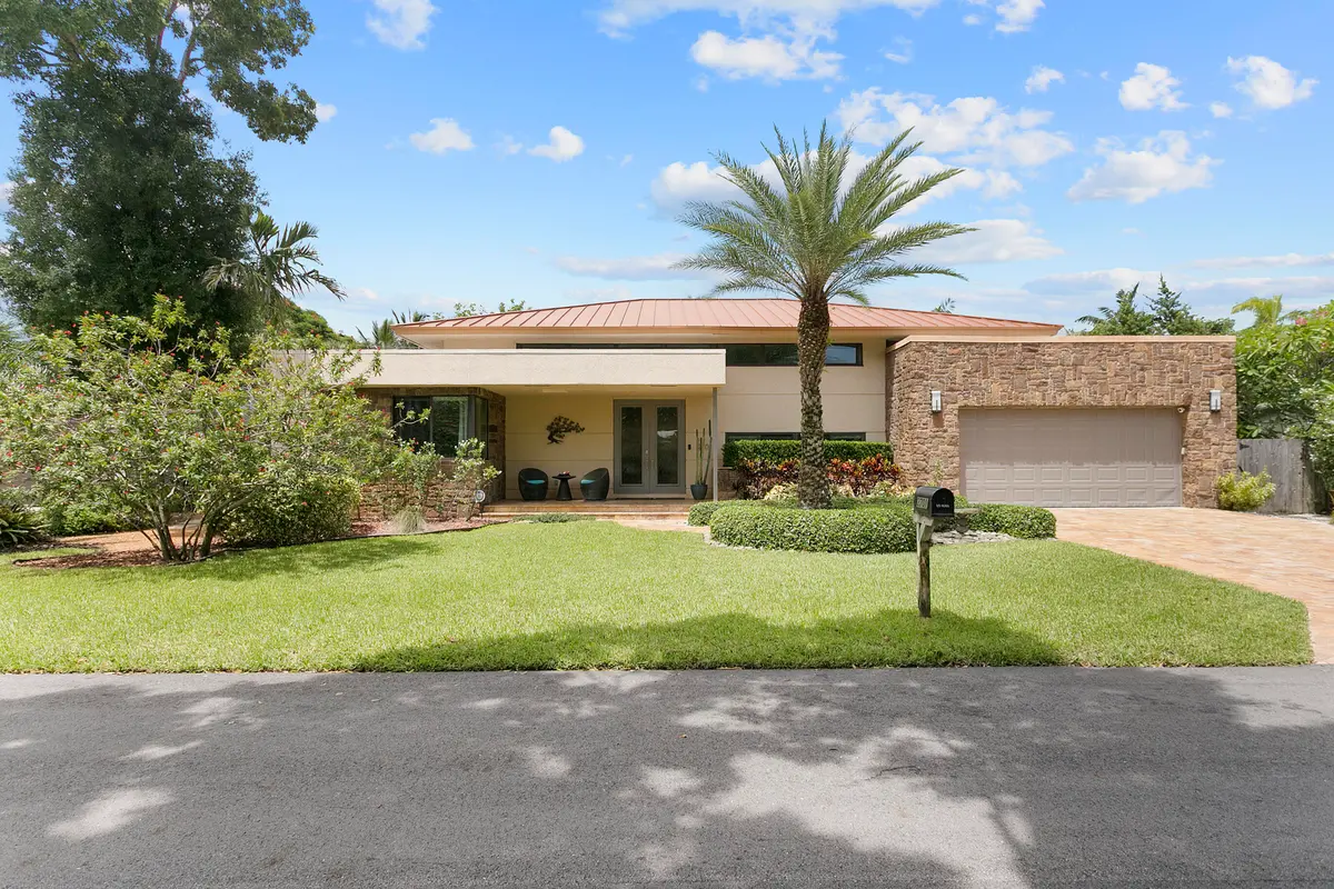 Front of Structure at 2701 NE 2ND Avenue, Wilton Manors