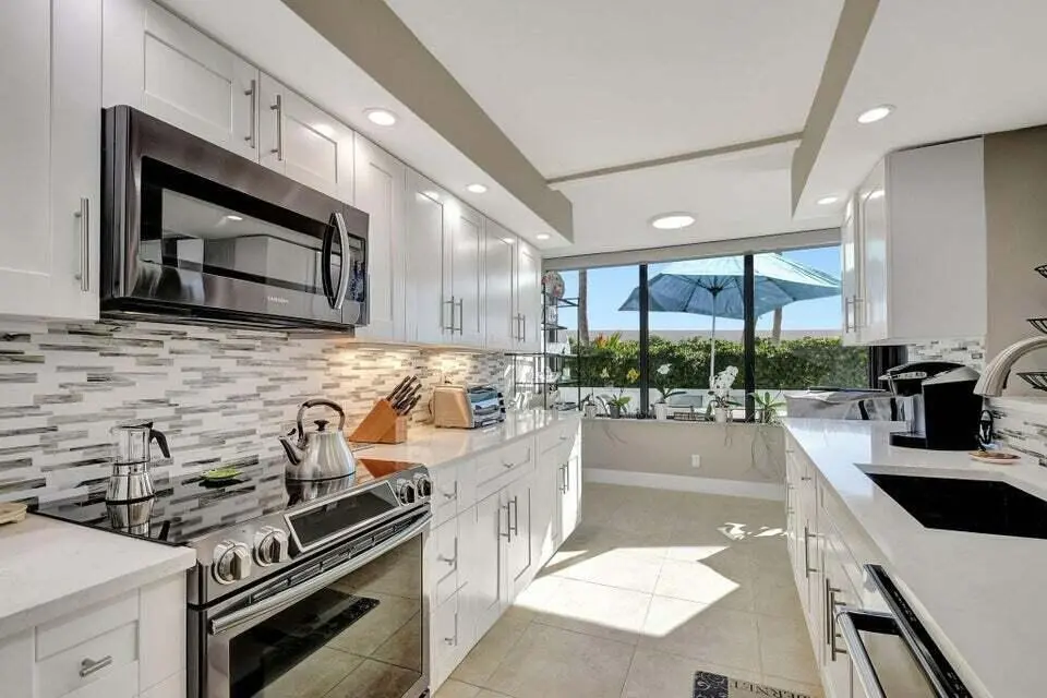 Kitchen b at 3590 S OCEAN Boulevard 104, South Palm Beach
