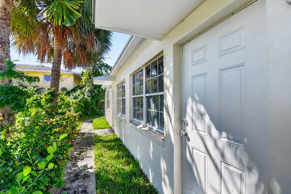 16-web-or-mls-DSC_5222 at 426 50th Street 2, West Palm Beach