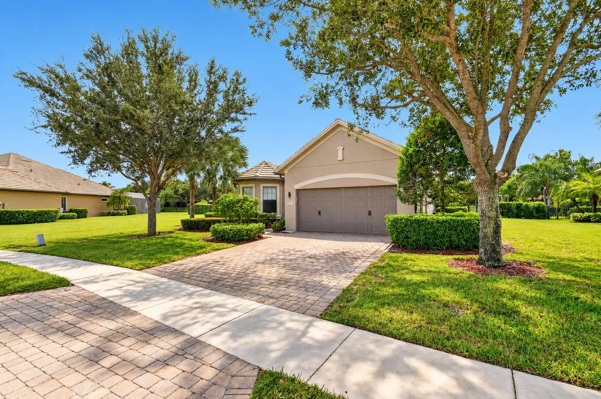 4637 Siena Cir at 4637 Siena Circle, Wellington