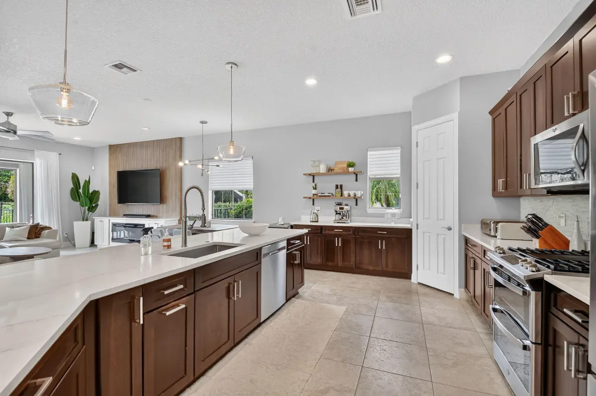 Kitchen Large Counter Space at 4637 Siena Circle, Wellington