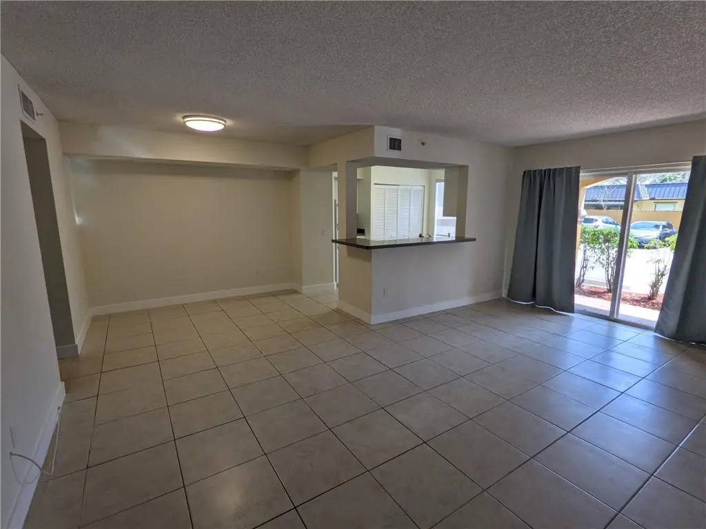 Family room from Front door at 150 NW 96TH Avenue 9-101, Pembroke Pines