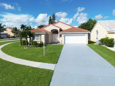 9671 TAVERNIER Drive, Boca Raton – Single Family Residence for rent