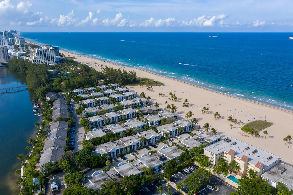 aerial-5 at 1662 S OCEAN Lane 259, Fort Lauderdale