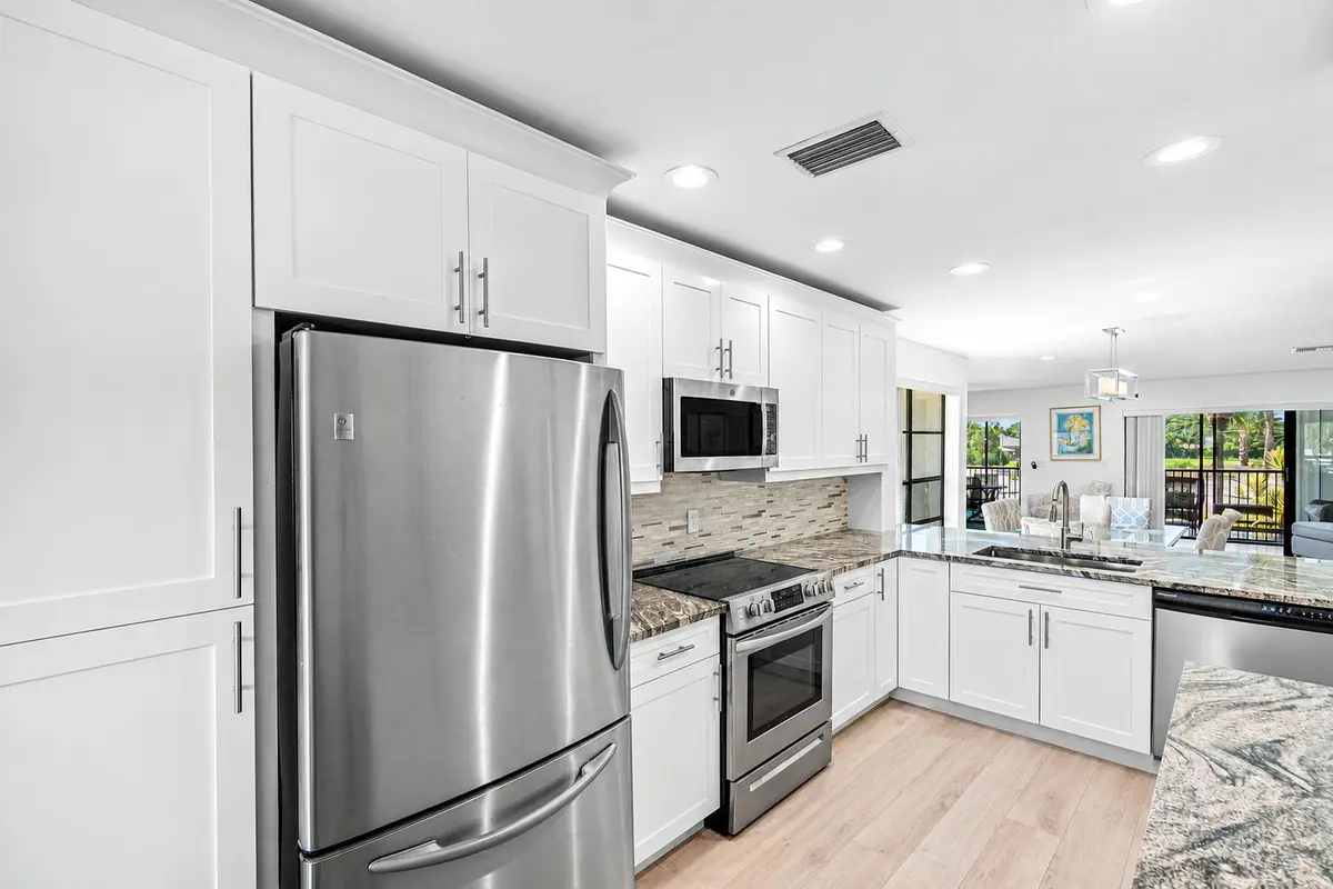 Kitchen at 21 Southport Lane B, Boynton Beach