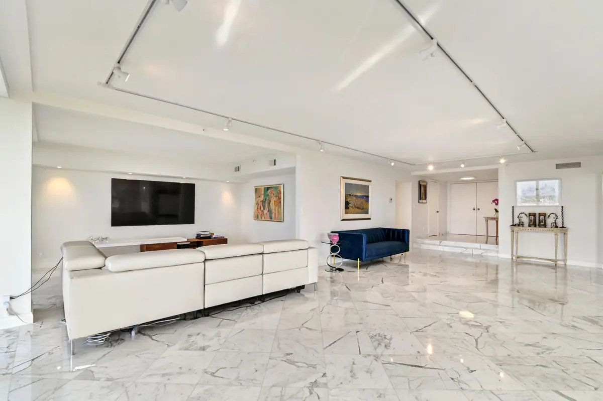 LIVING ROOM at 1900 CONSULATE Place 1704, West Palm Beach