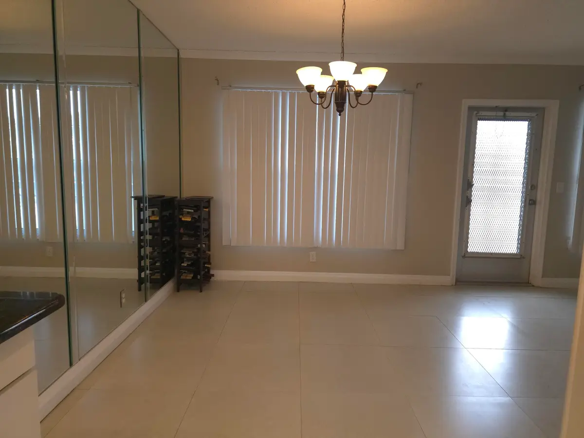 413 GREENBRIER A, West Palm Beach, FL – photo 6