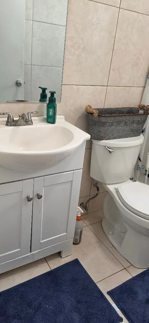 bathroom at 908 NW 5TH Court, Fort Lauderdale