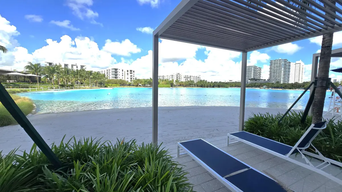 One Park Areas Sociales (7) at 2411 Laguna Circle 510, North Miami