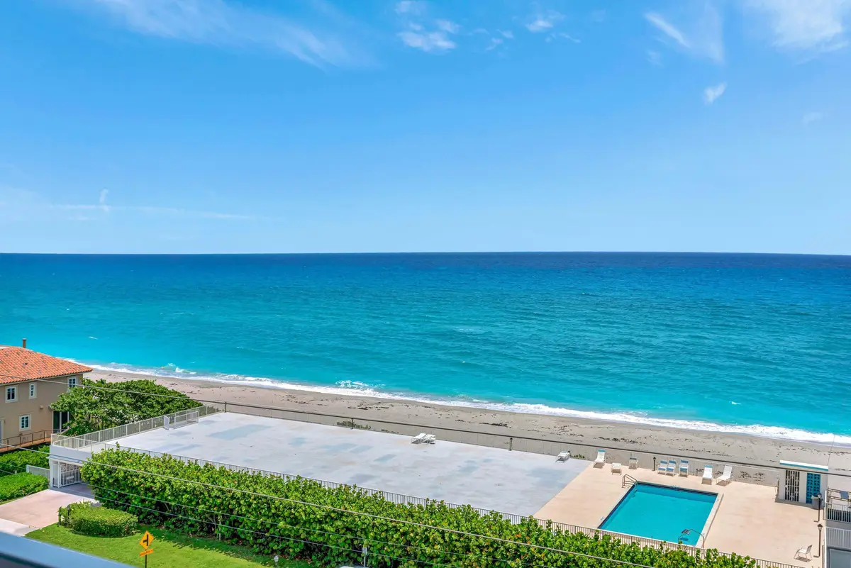The View at 911 Ocean Drive 704, Juno Beach