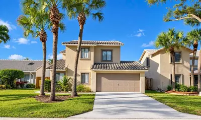 6057 Strawberry Lakes Circle, Lake Worth – Single Family Residence for sale