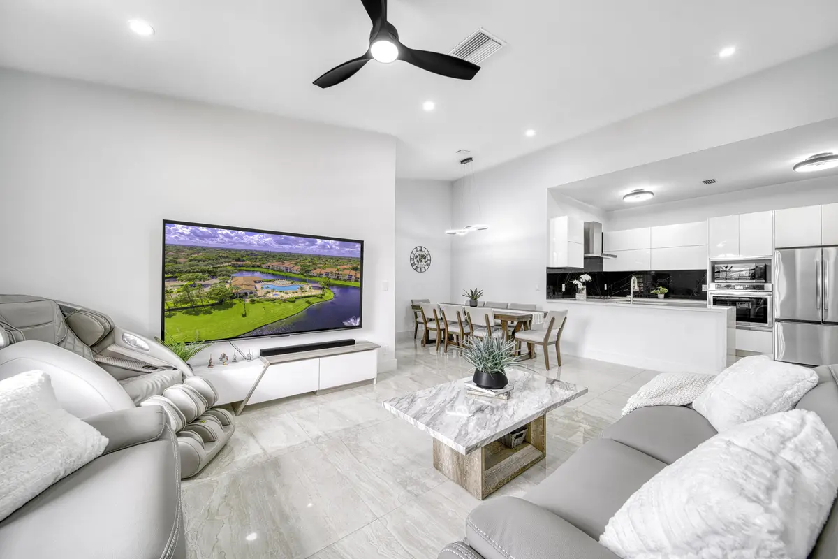 LIVING ROOM at 10690 NW 14TH Street 138, Plantation