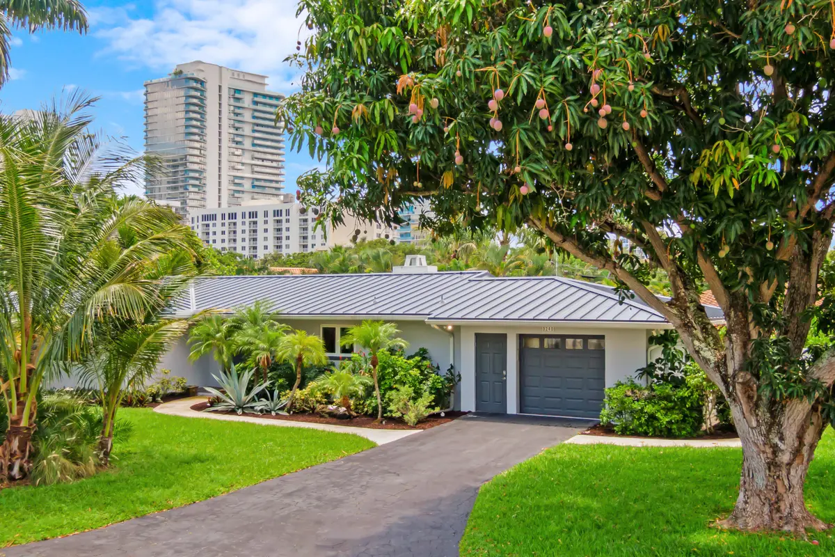 3240 Lakeview Drive, Pompano Beach, FL – photo 2
