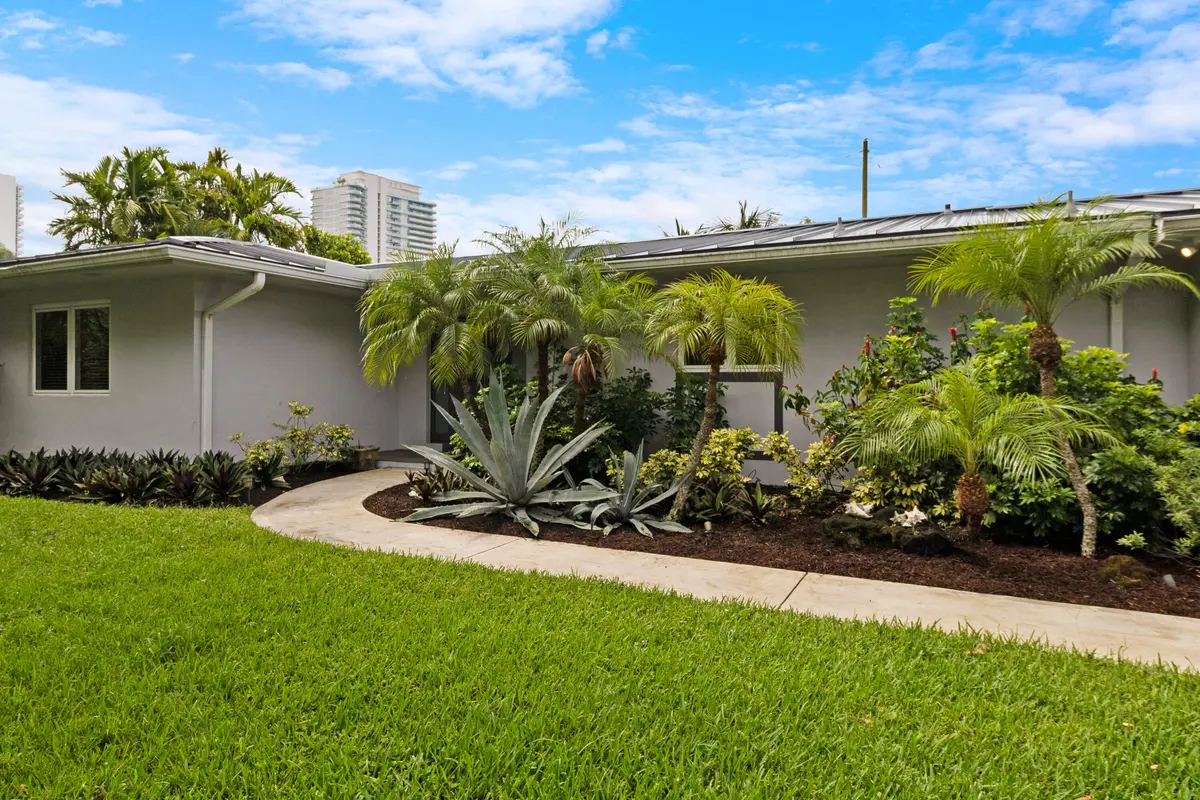 4_accutour_3240-lakeview-dr -004 at 3240 Lakeview Drive, Pompano Beach