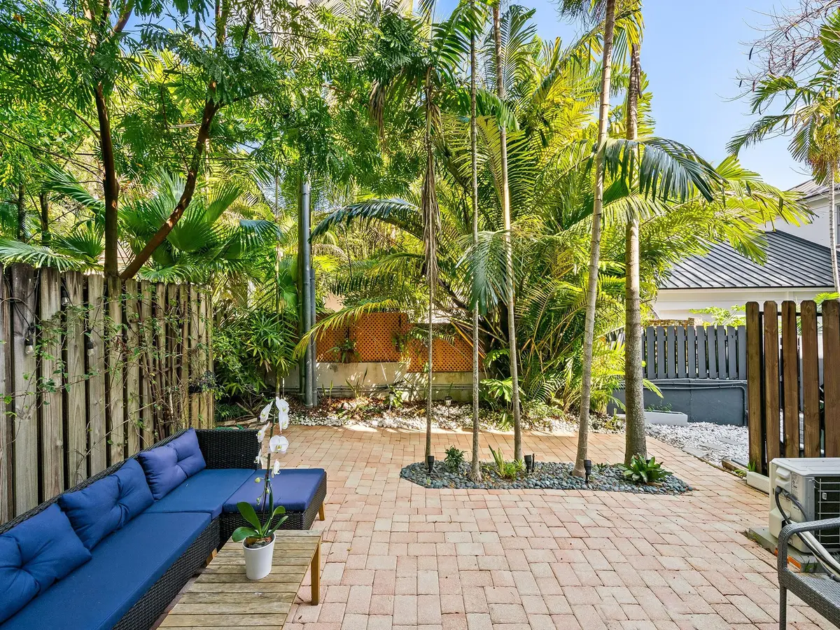 Photo 8 at 1705 E LAS OLAS Boulevard 3, Fort Lauderdale