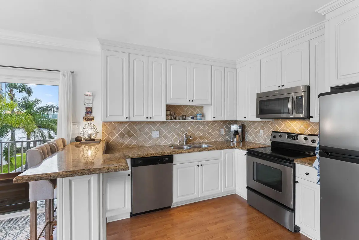 Kitchen & Living Area at 615 S Riverside Drive 7, Pompano Beach