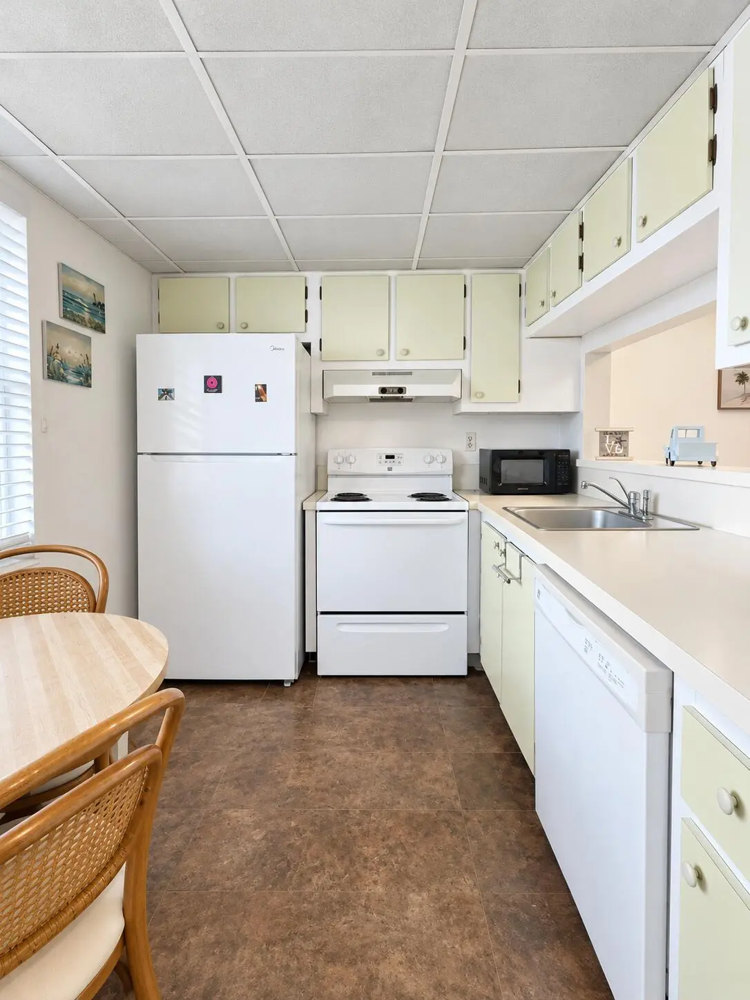 94AF861F-FAF7-4833-BA8A-80444E59EA4B at 9150 NW LIME BAY Boulevard 114, Tamarac