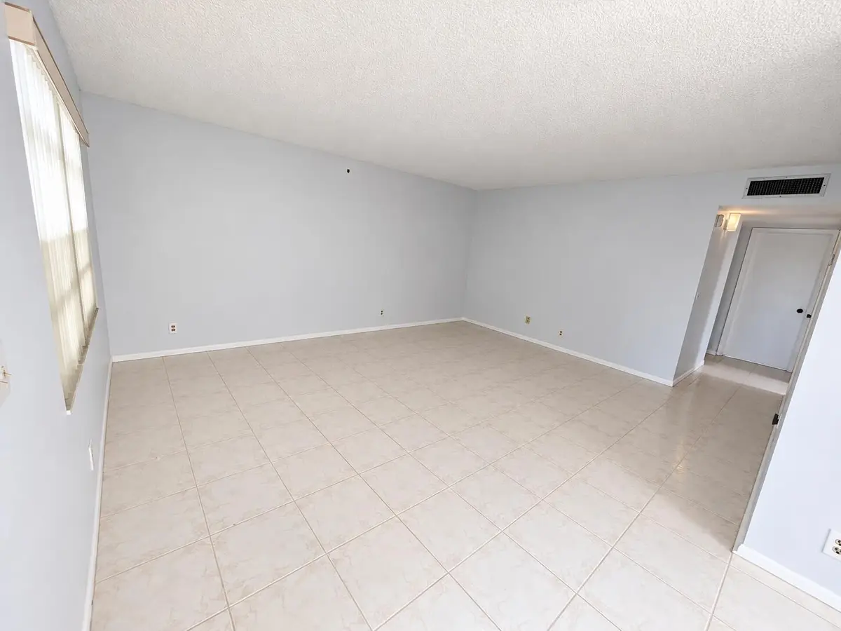 323 FLANDERS G Drive, Delray Beach, FL – photo 8
