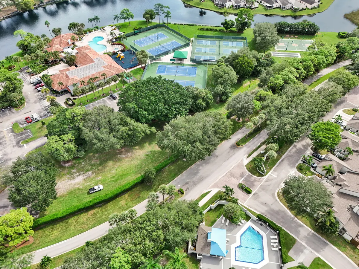 8-web-or-mls-CAM_20261016104950_0170_W at 1703 LANDINGS Boulevard, Greenacres