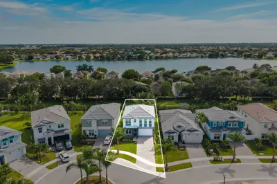 138 Parkside Way, Royal Palm Beach – Single Family Residence for sale