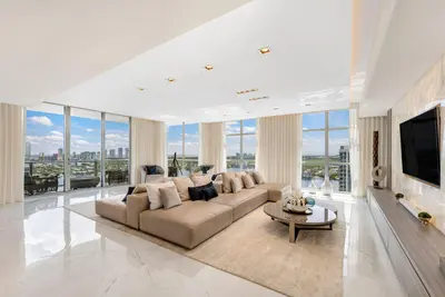 17301 BISCAYNE Boulevard PH-7, North Miami Beach – penthouse for sale