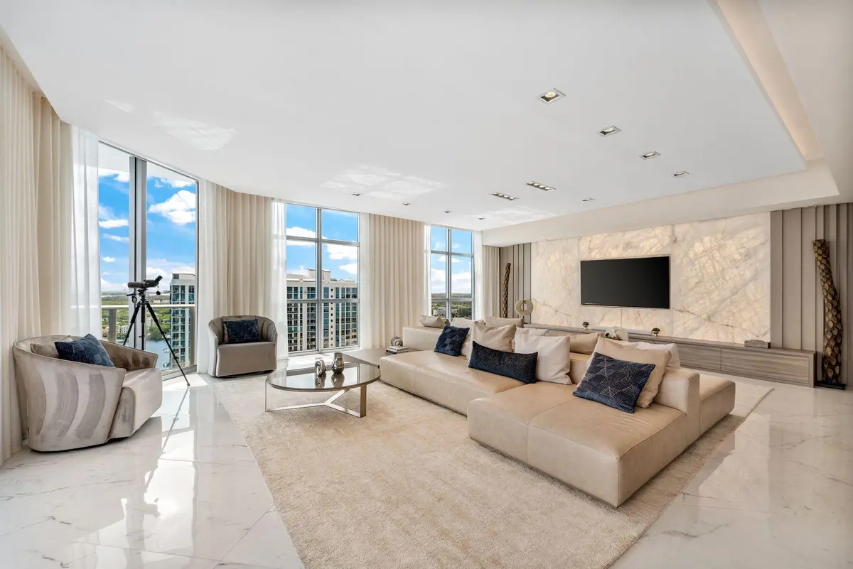 17301 Biscayne Blvd_1oakstudios_12 at 17301 BISCAYNE Boulevard PH-7, North Miami Beach