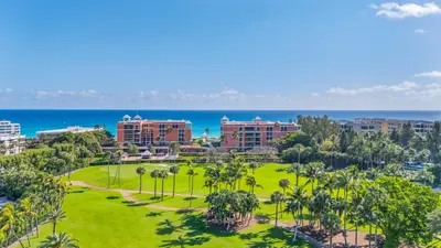 2 N Breakers Row N PH4, Palm Beach – penthouse for sale