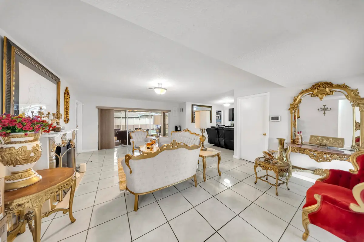 07-DSC0336 at 6736 PANSY Drive, Miramar