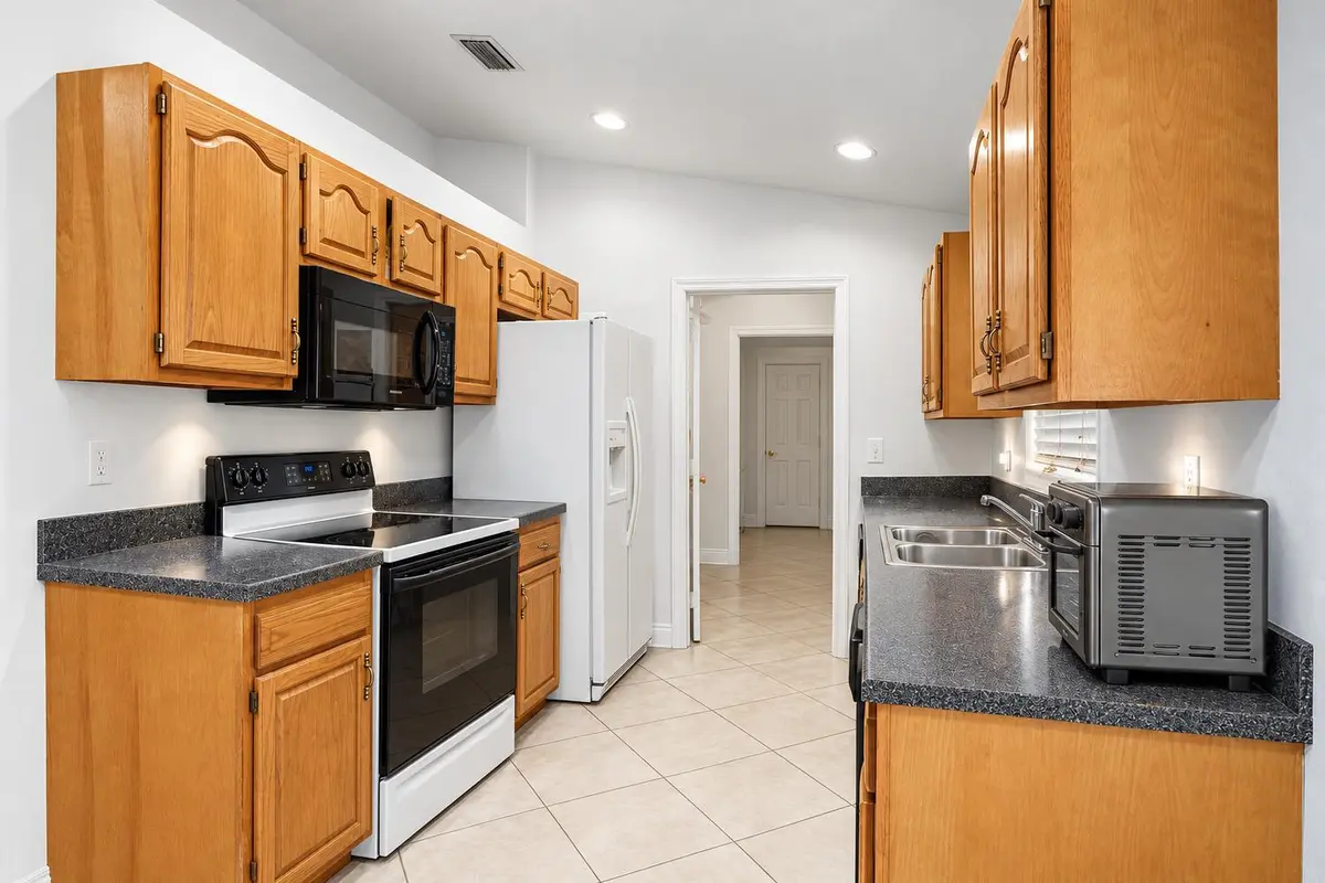 007-058-Kitchen1-1500x1000 at 16873 62ND Road, The Acreage
