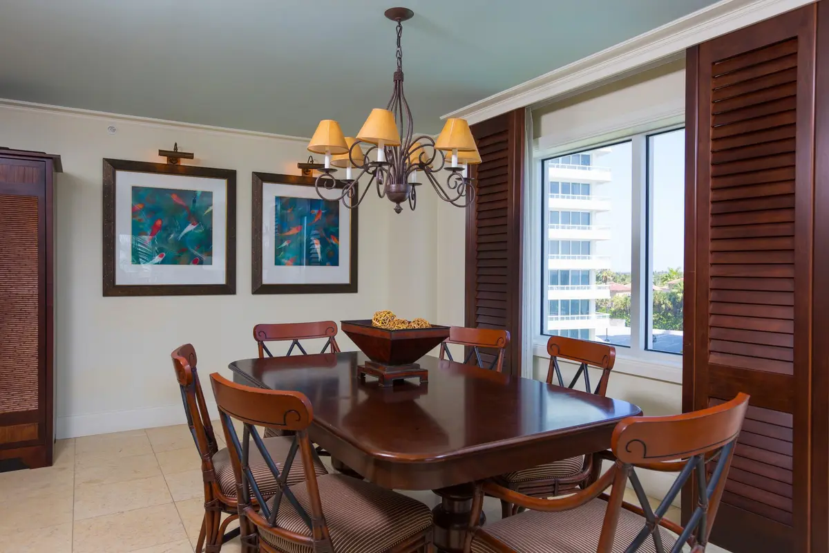 Penthouse Unit - Vero Beach Hotel and Re at 3500 Ocean Drive 324, Vero Beach