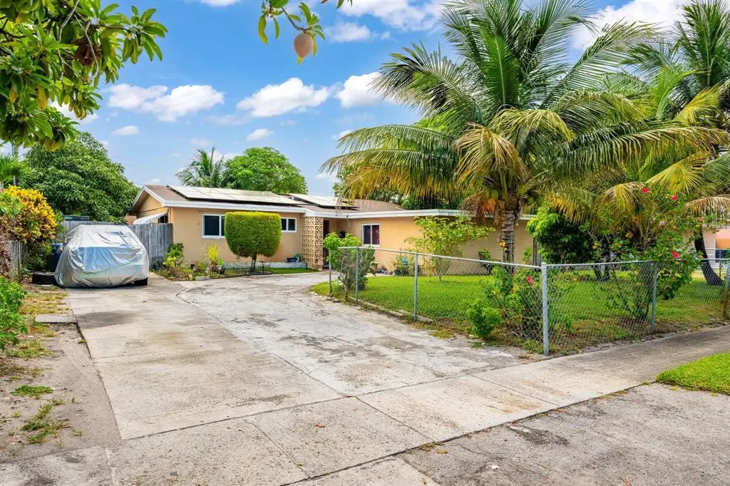 PIC 1 at 2651 NW 42ND Avenue, Lauderhill
