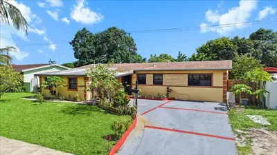 18921 NW 24th Avenue, Miami Gardens – Single Family Residence for sale