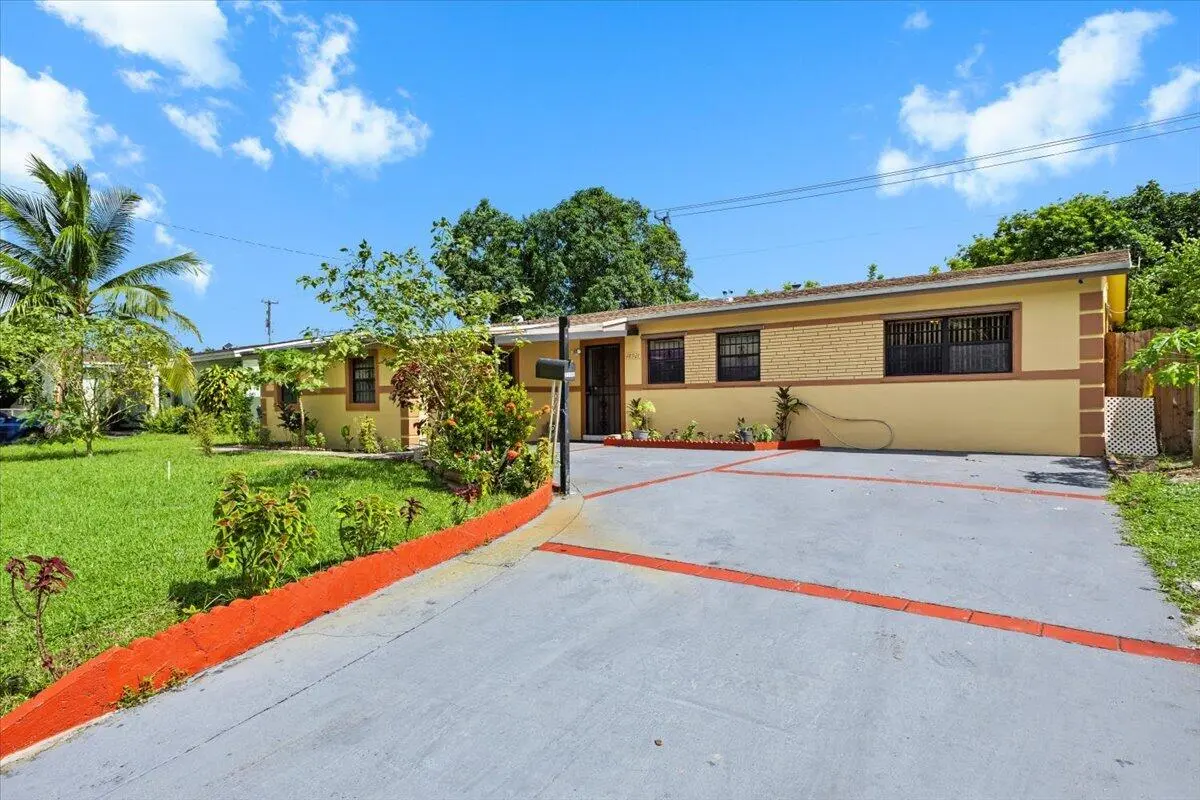 03-424A7174 at 18921 NW 24th Avenue, Miami Gardens
