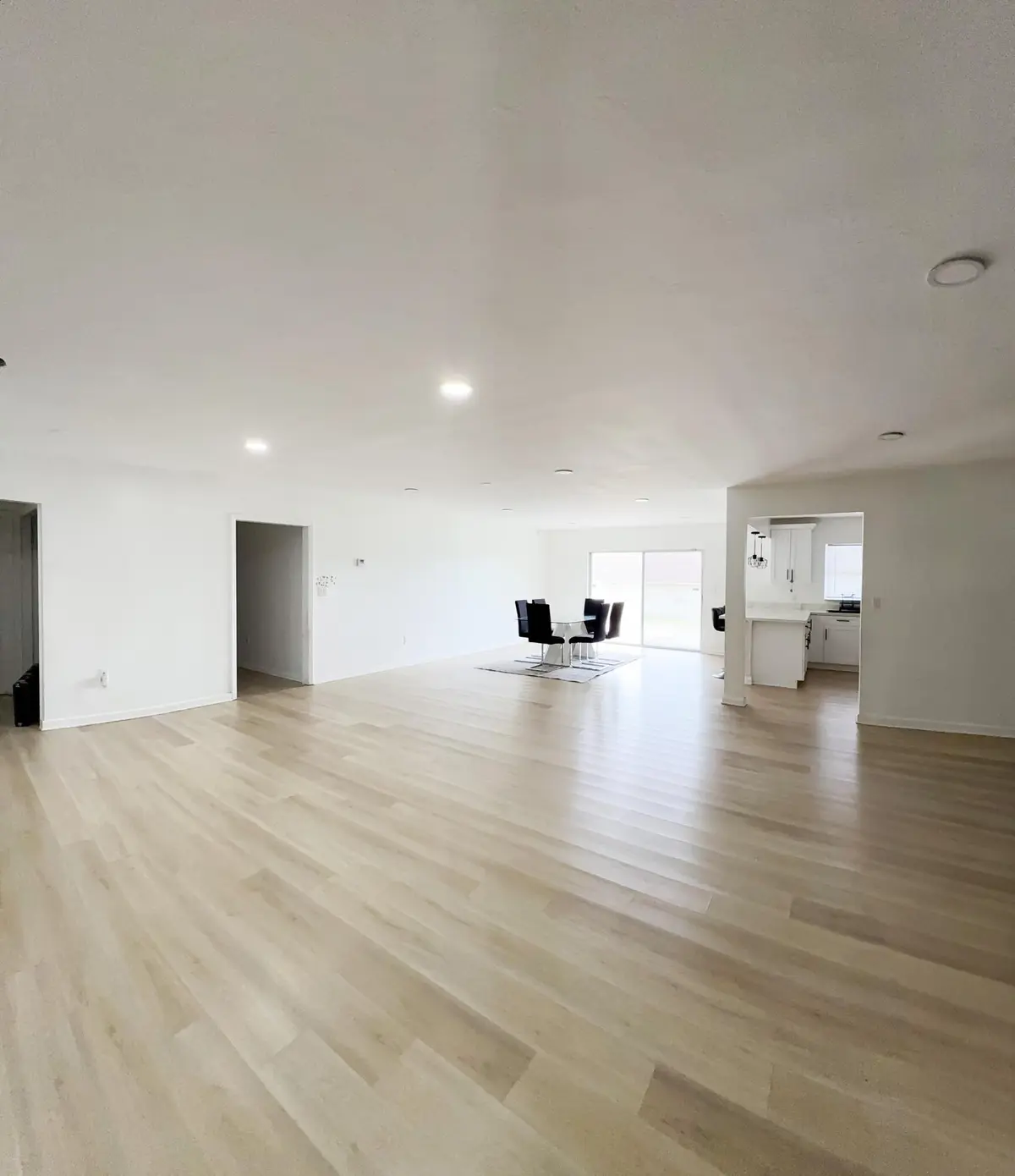 Livingroom at 870 E Main Street, Pahokee