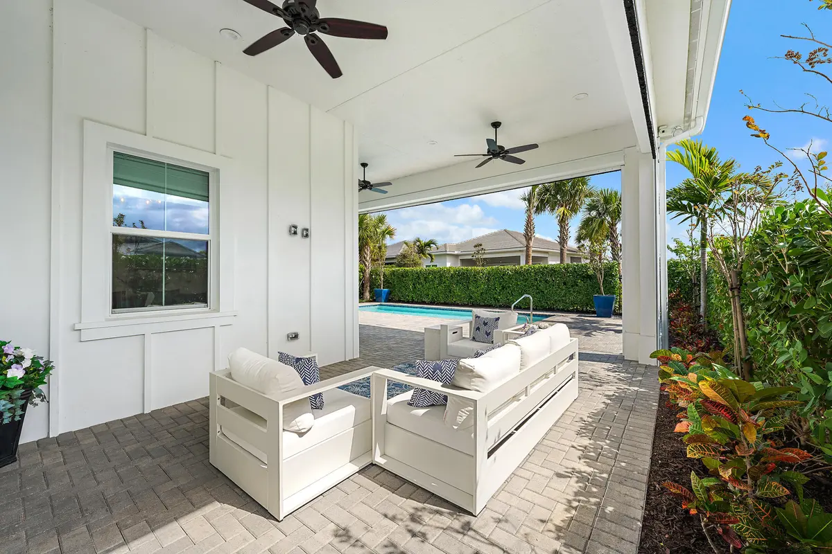 Patio at 10038 Regency Way, Palm Beach Gardens