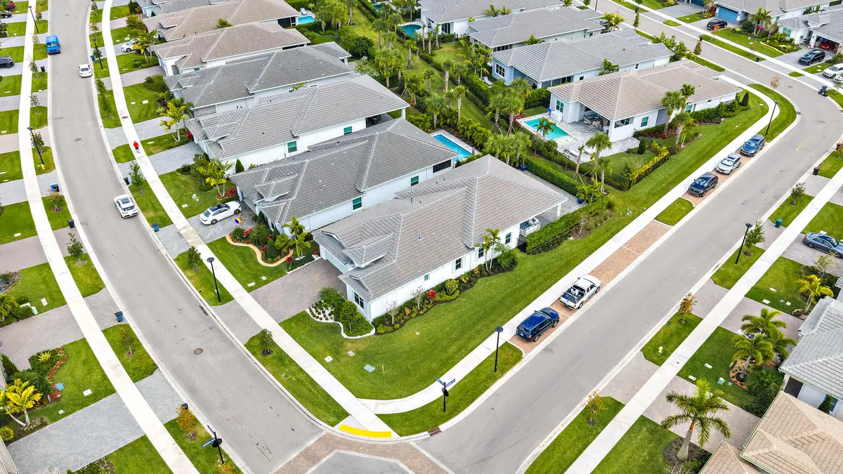 Aerial at 10038 Regency Way, Palm Beach Gardens