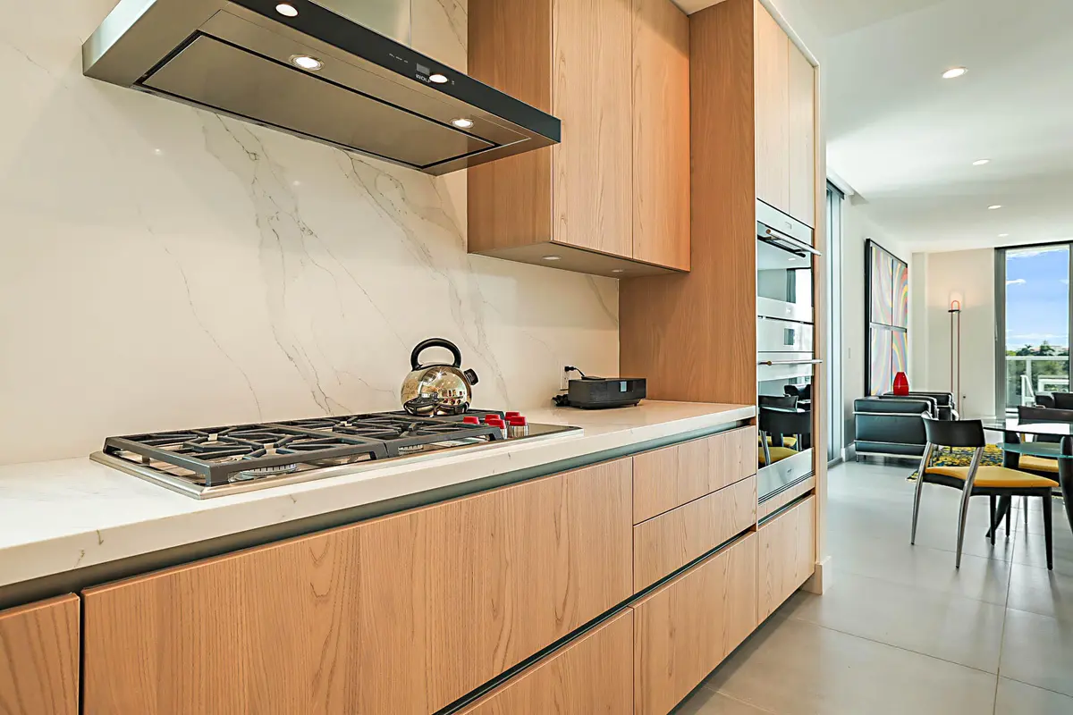 WOLF GAS STOVE TOP at 485 E Royal Palm Road # 503, Boca Raton